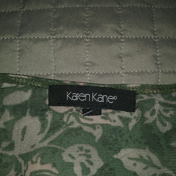 Half sleeve length floral print top - Picture 3 of 3